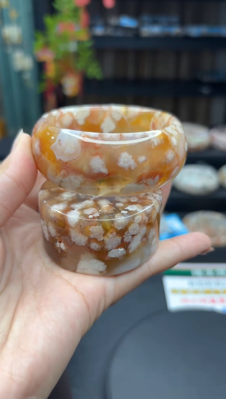 【闪购商品】石英质玉手镯未镶嵌893（56圈赠送镯心）