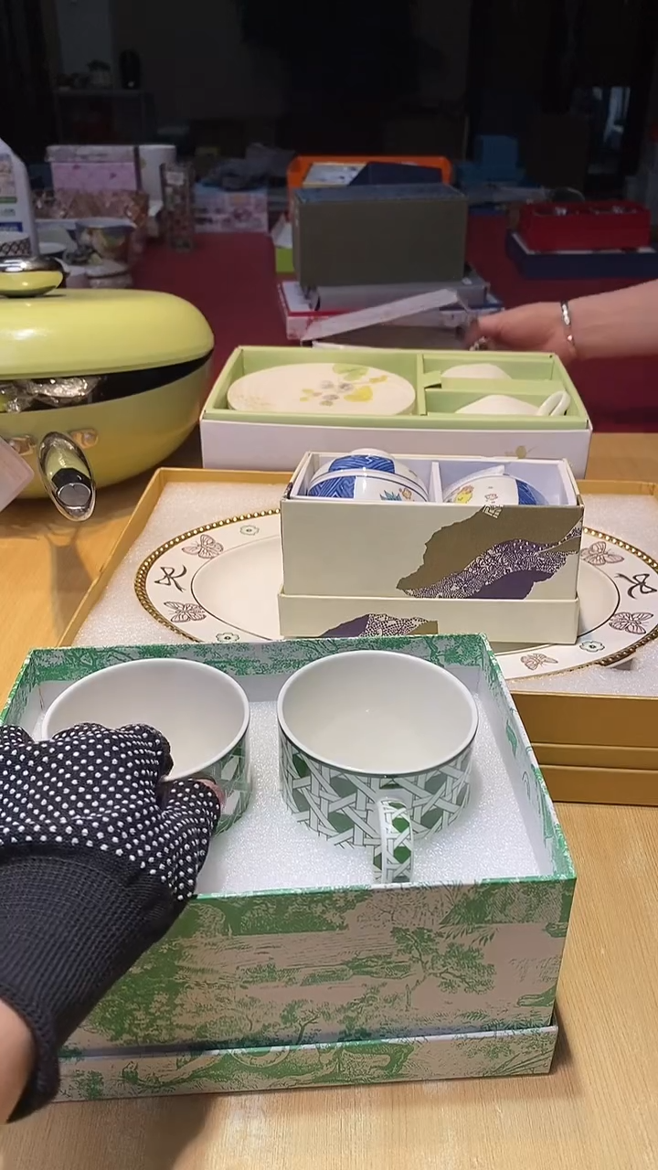 瓷片生活的本意是开心啊@@1