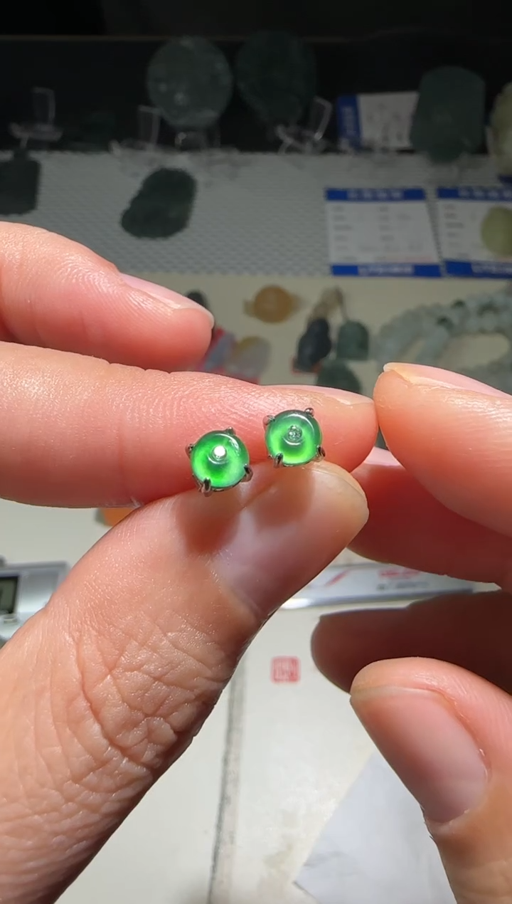 颈饰银S925镶嵌翡翠00000395