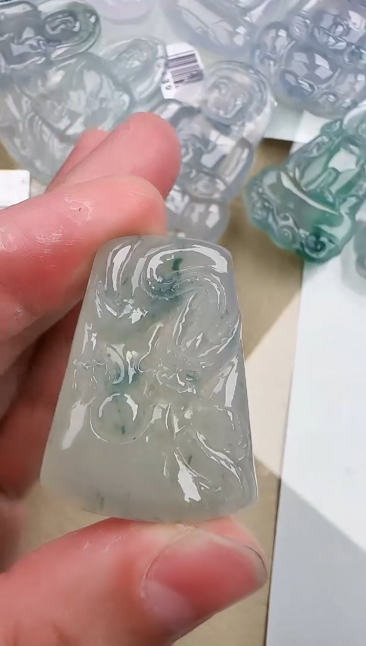 翡翠未镶嵌颈饰缅甸翡翠a货