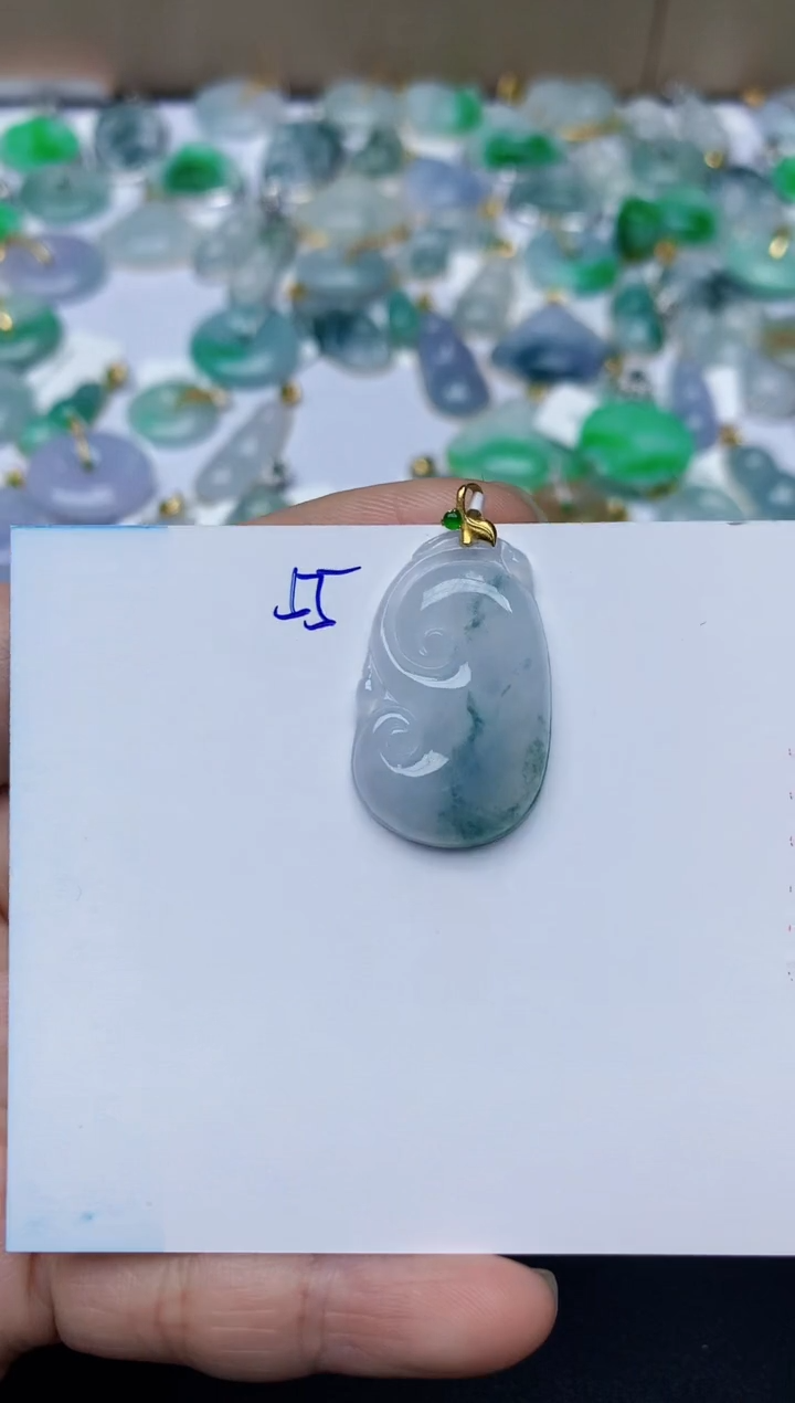 【闪购商品】翡翠颈饰18K金镶嵌天然翡翠A货   