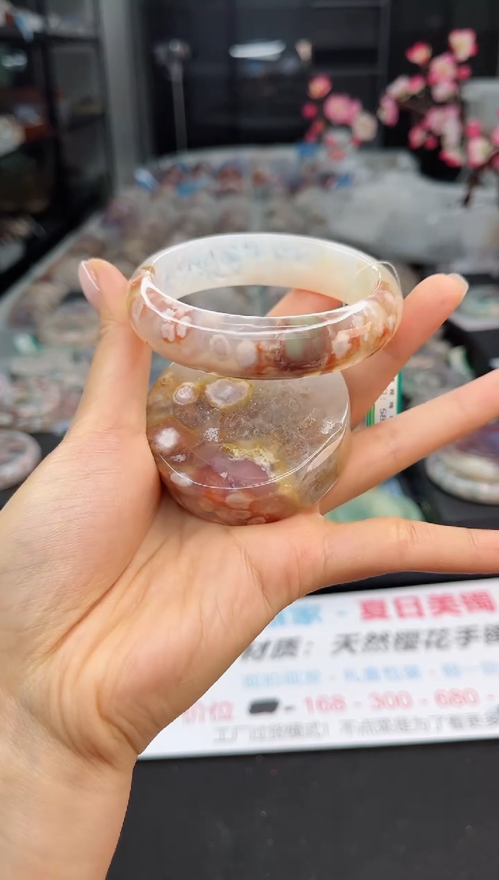 石英质玉手镯未镶嵌59圈口（赠送镯心）6005032