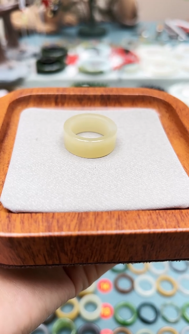 【闪购商品】和田玉（糖玉）戒指未镶嵌15号