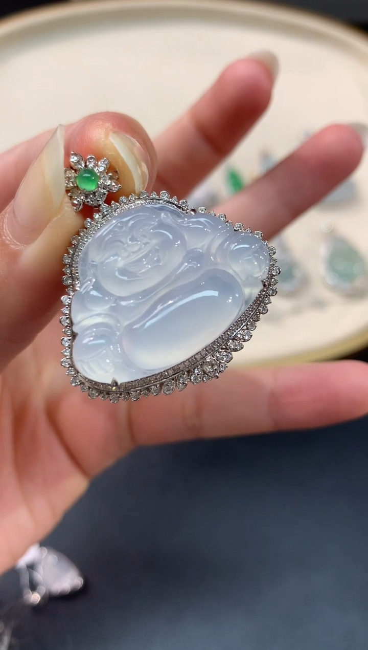 【闪购商品】翡翠吊坠(不含链)18K金镶嵌A79|18000