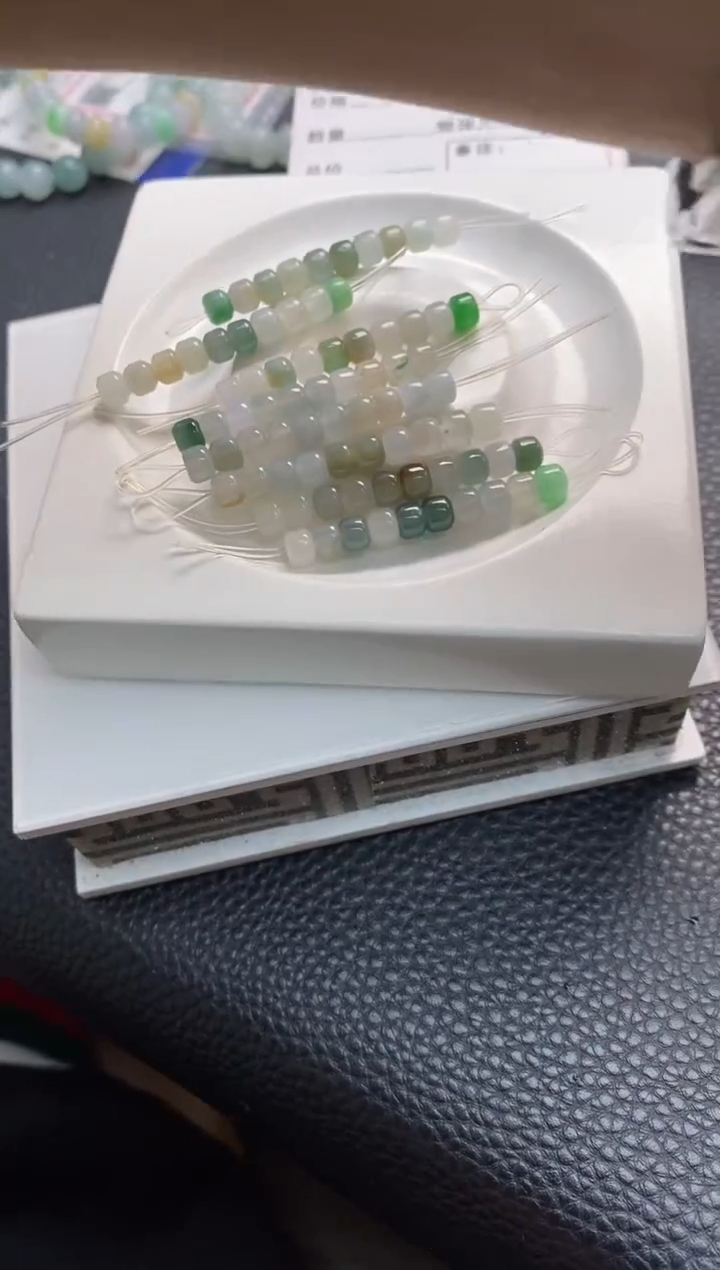 翡翠散珠7天然A货翡翠散珠多样性发20颗