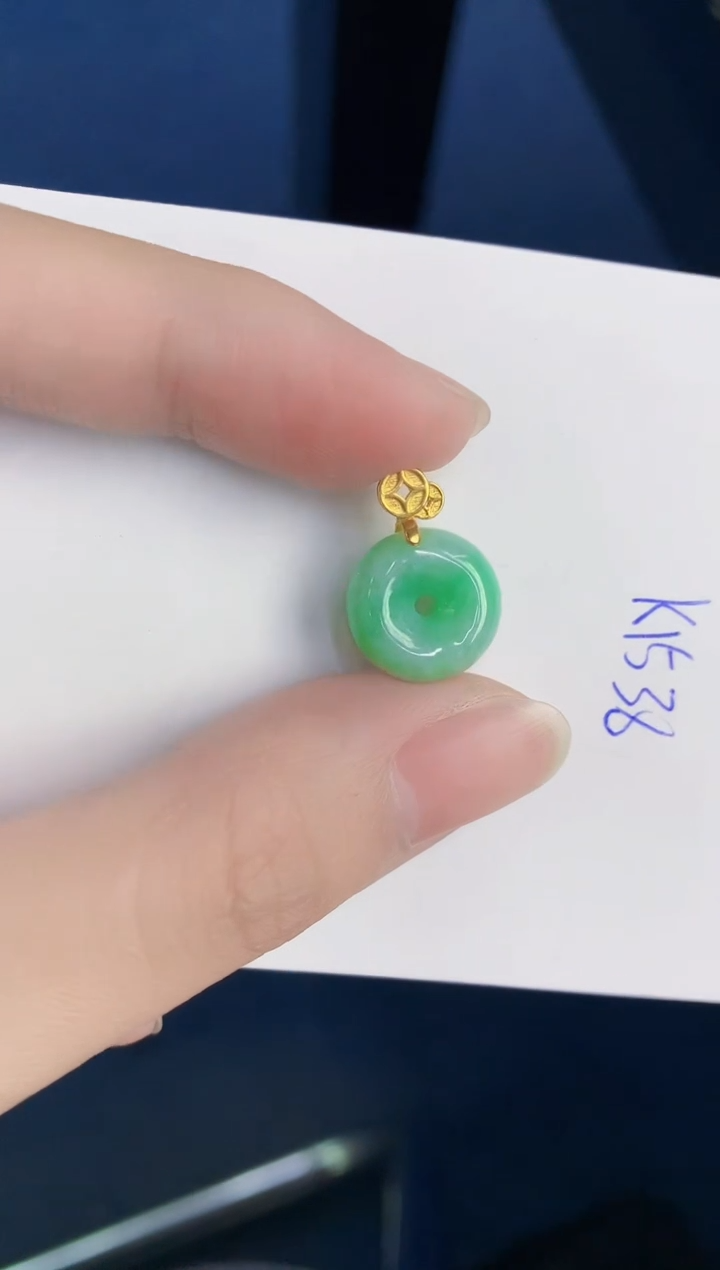 颈饰未镶嵌翡翠天然翡翠缅甸A货