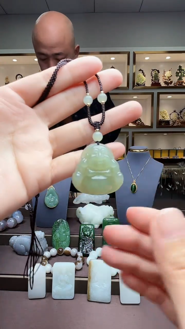 【闪购商品】和田玉颈饰未镶嵌苏