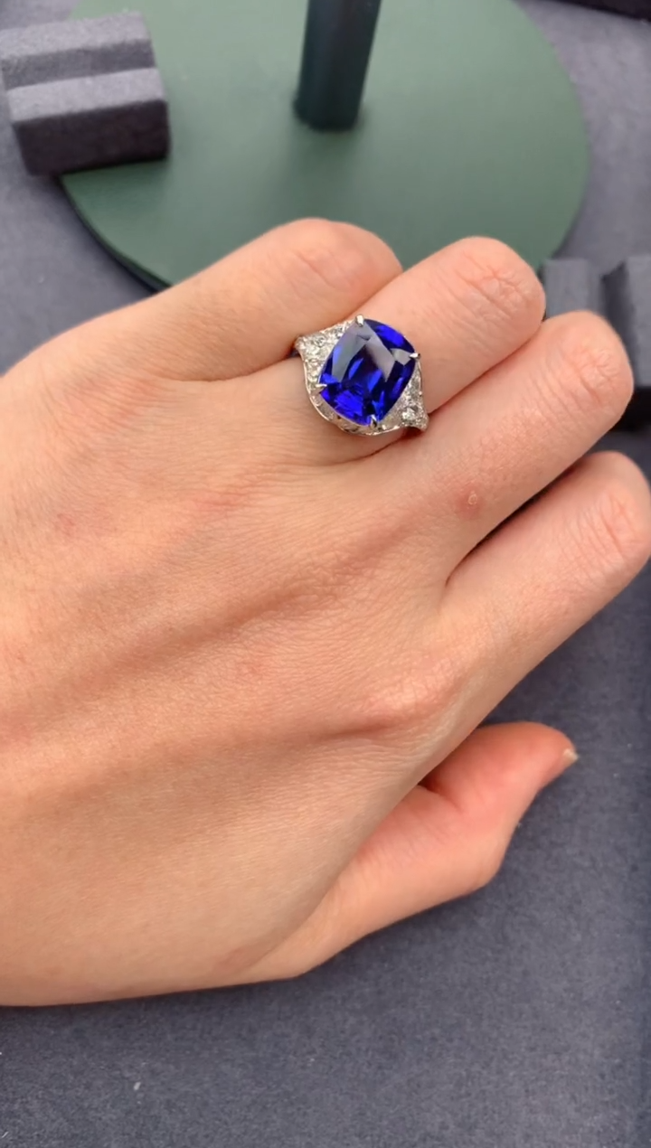 【闪购商品】坦桑石戒指18K金镶嵌4.5ct坦桑石戒指