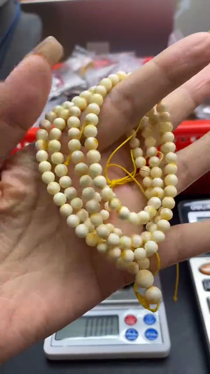 琥珀未镶嵌珠宝奇石1911