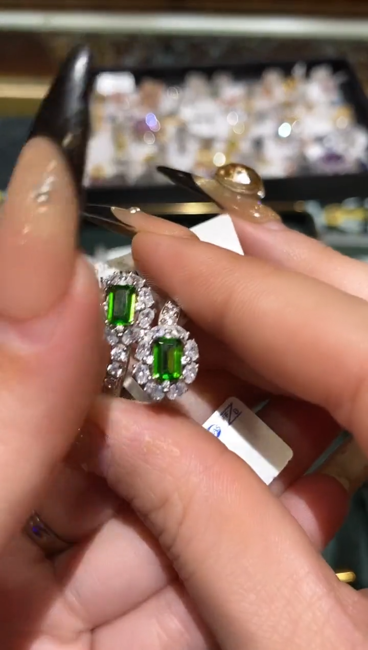 琉璃铜合金楚楚珠宝中古甄选不退换