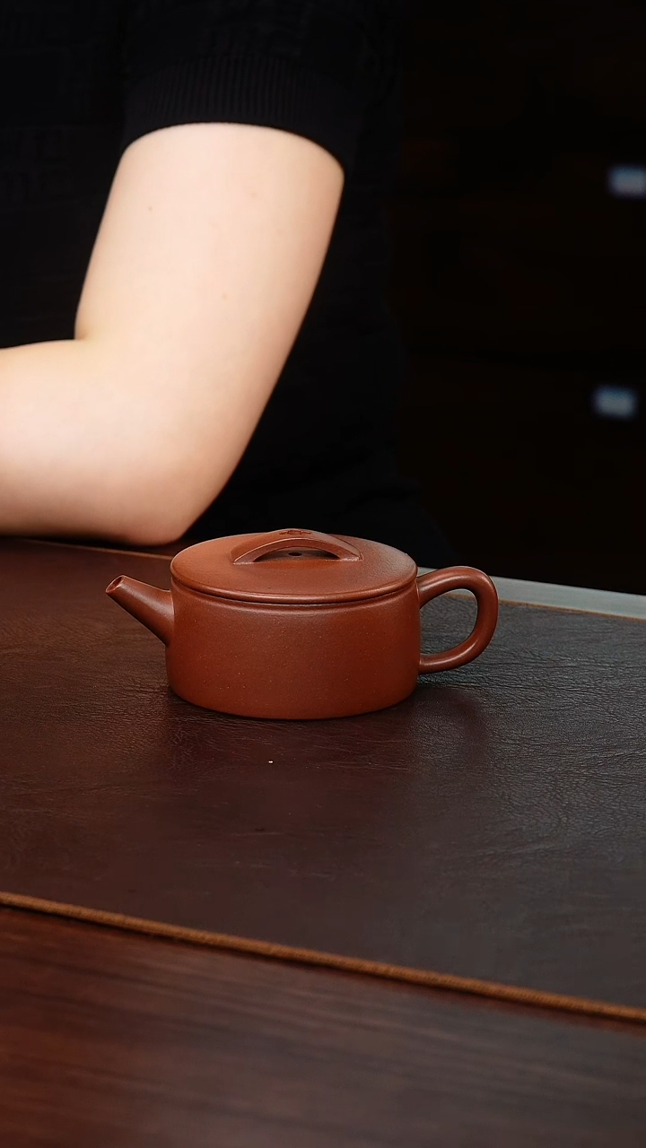 茶壶紫砂平台底槽清汉瓦120cc