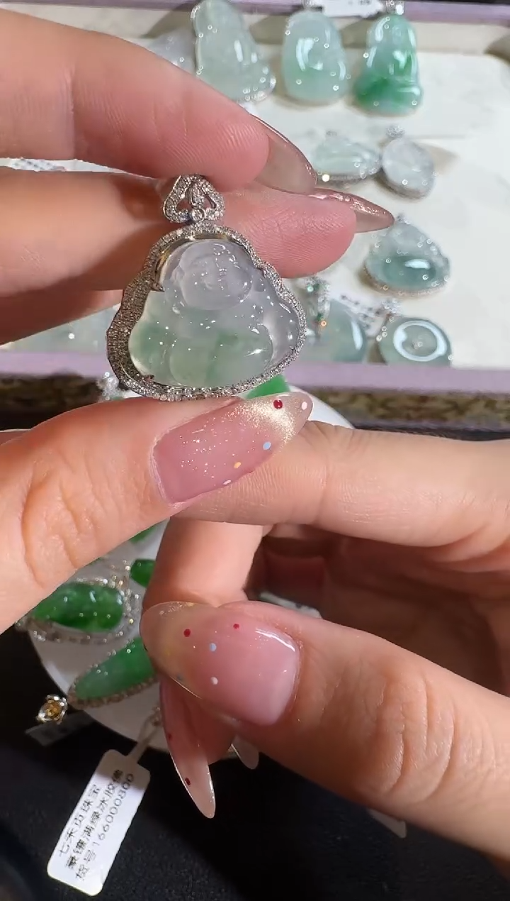 【闪购商品】翡翠吊坠(不含链)18K金镶嵌【源头工厂】钻石镶嵌