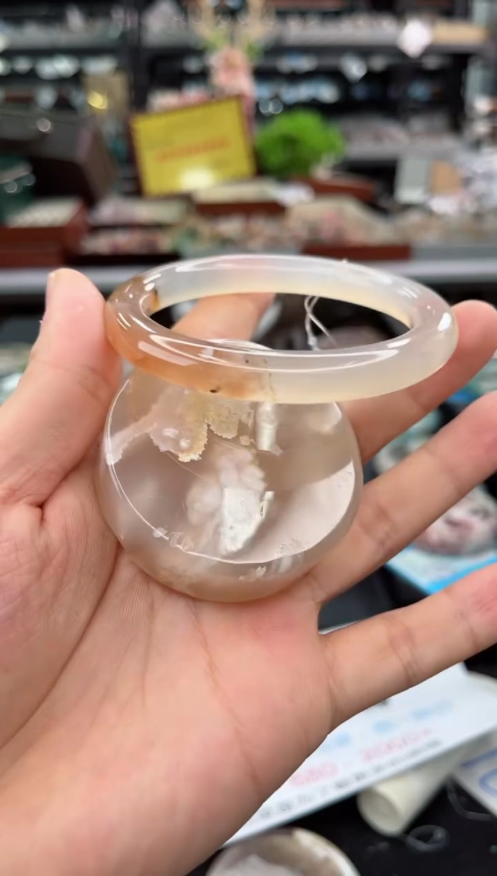 【闪购商品】石英质玉手镯未镶嵌61圈口（赠品镯心）3455406