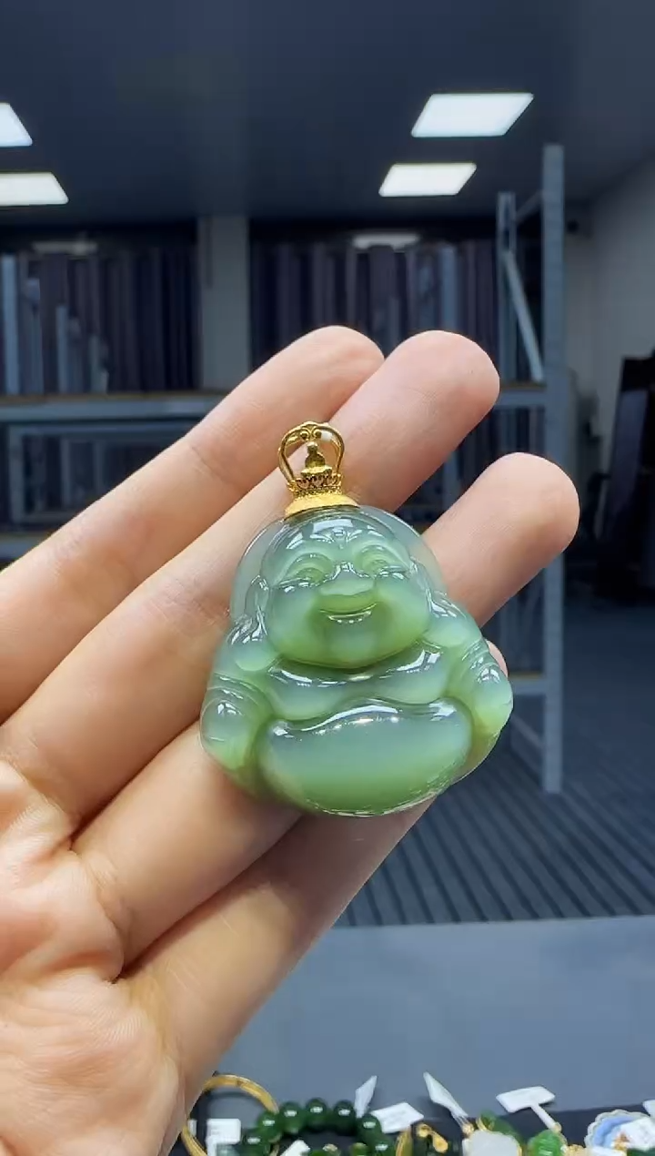 和田玉18K金镶嵌挂件1