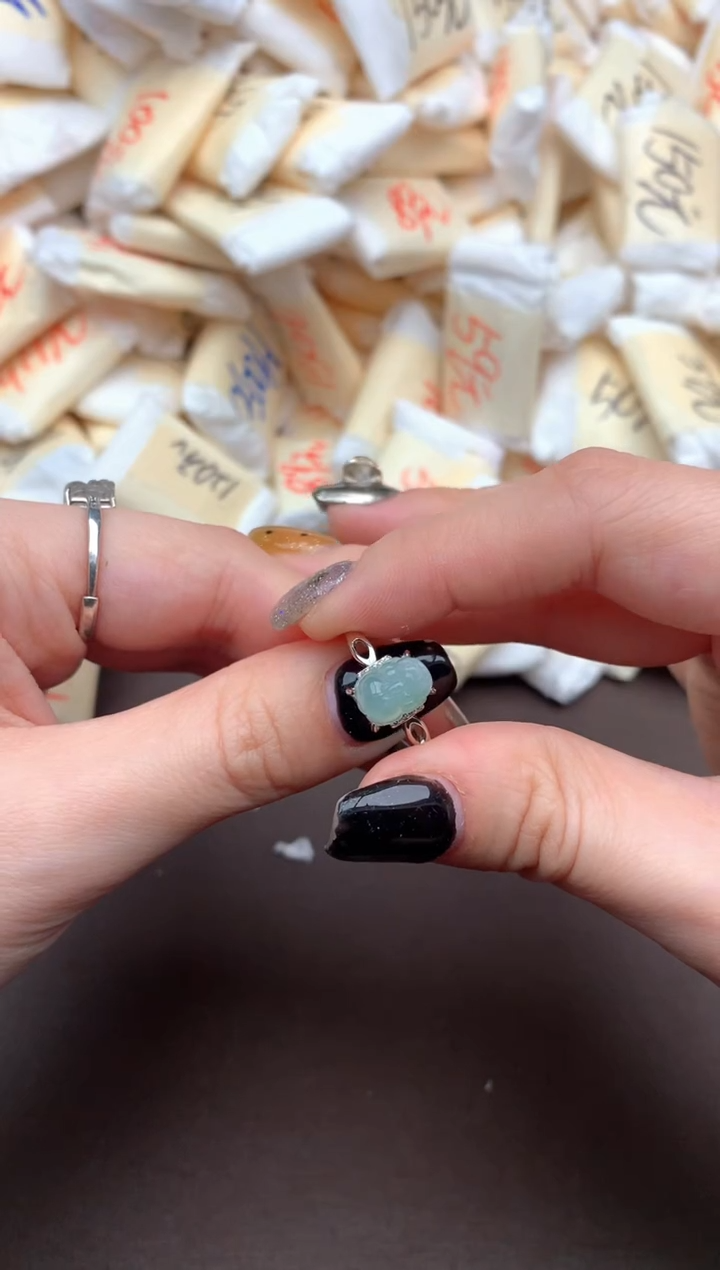 翡翠挂件银S925镶嵌一福利