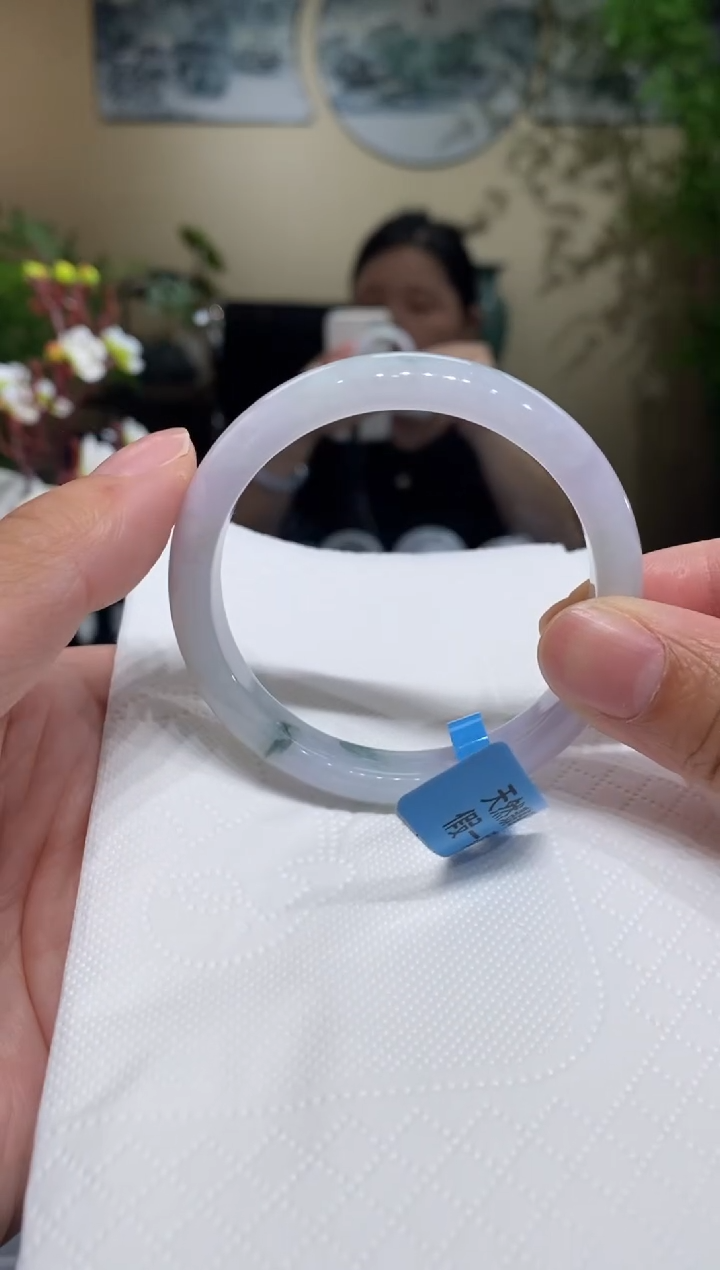 翡翠手镯未镶嵌圈口51.8