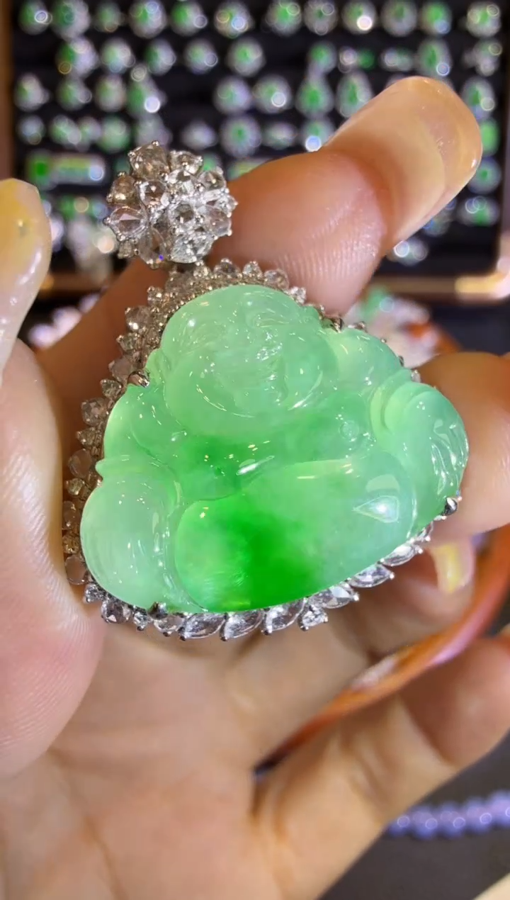 【闪购商品】翡翠吊坠(赠链)18K金镶嵌肚里藏金佛公