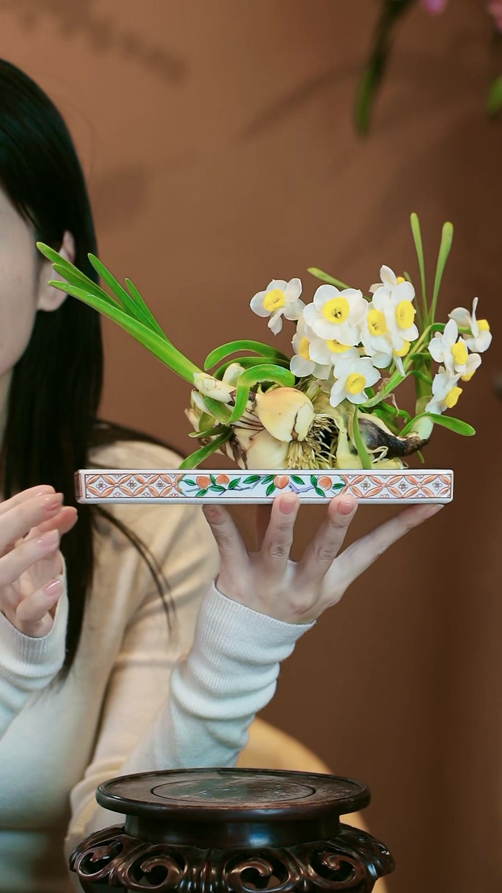 【闪购商品】盆景雕刻水仙