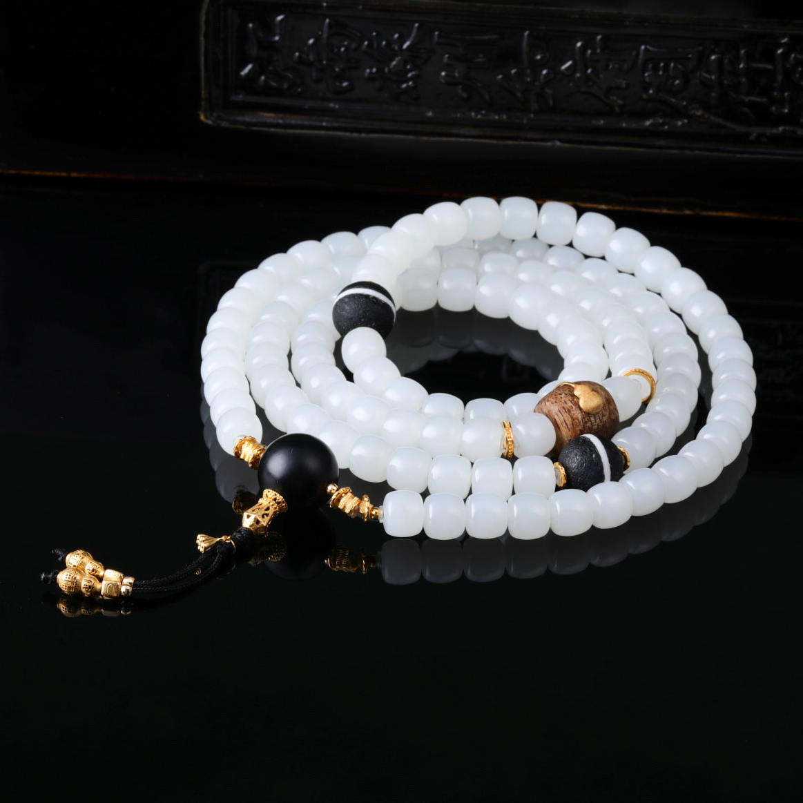 【意婵】本场必拍《恒境》7m108珠俄芭莎羊脂白玉玛瑙沉香18K金913196