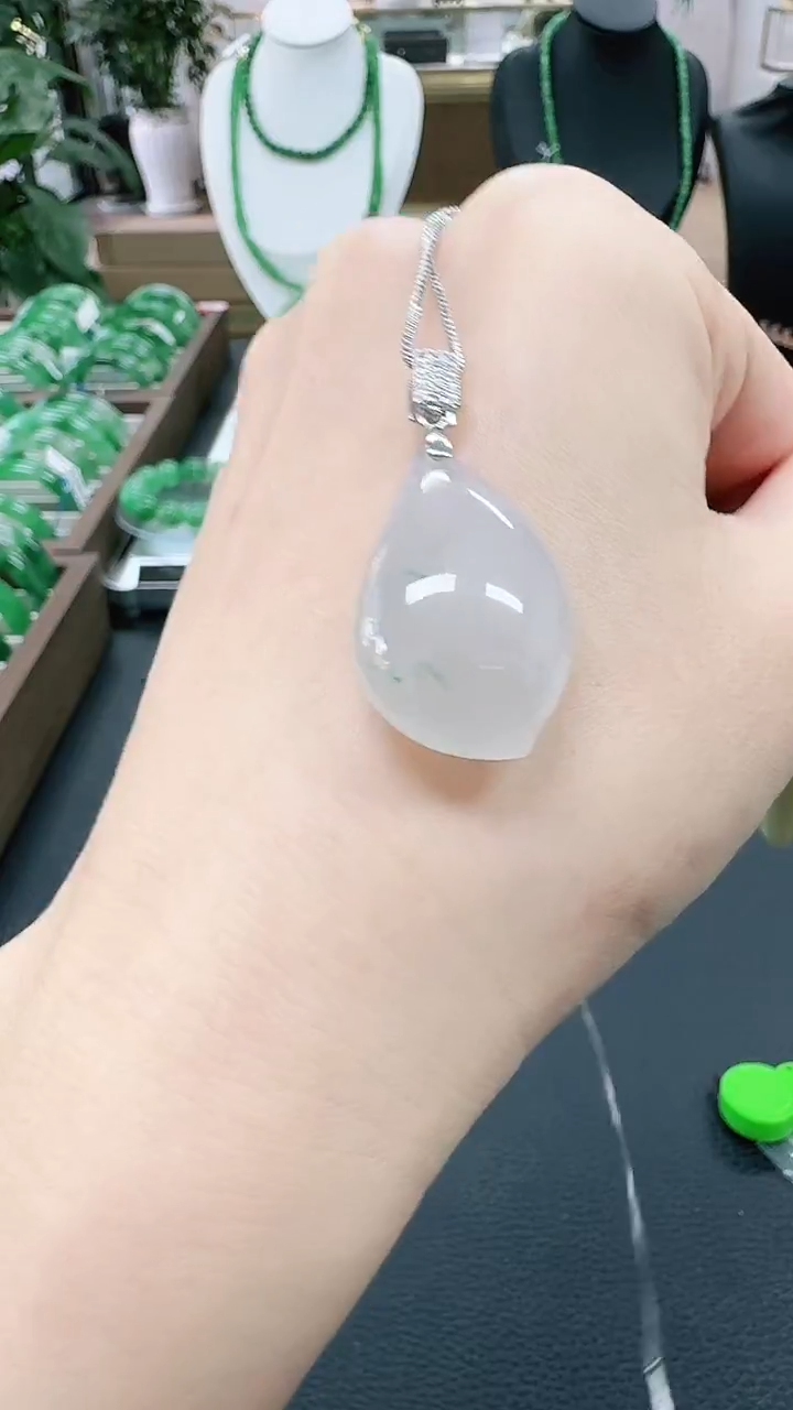 未镶嵌1石英质玉（非洲翠）/0081