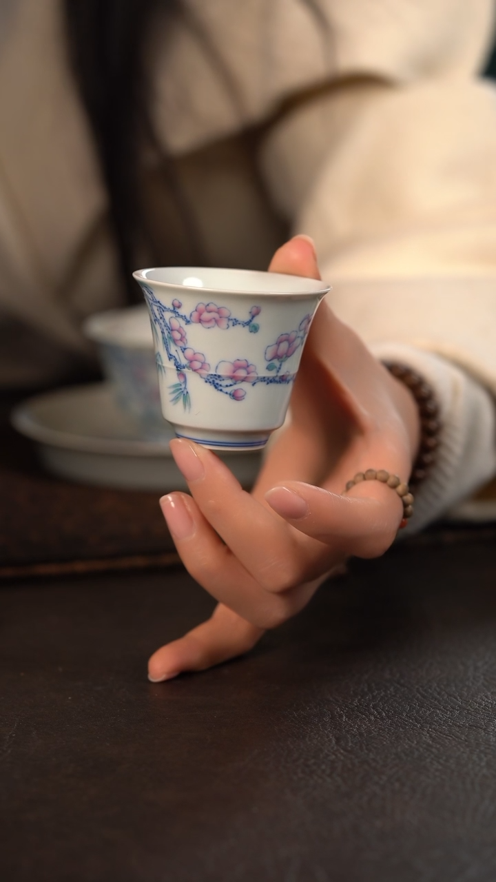 【闪购商品】杯聚澜堂斗彩玉兰花竹节撇口杯