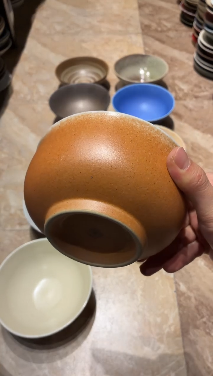 瓷迁***玲374志野手工钵碗1个