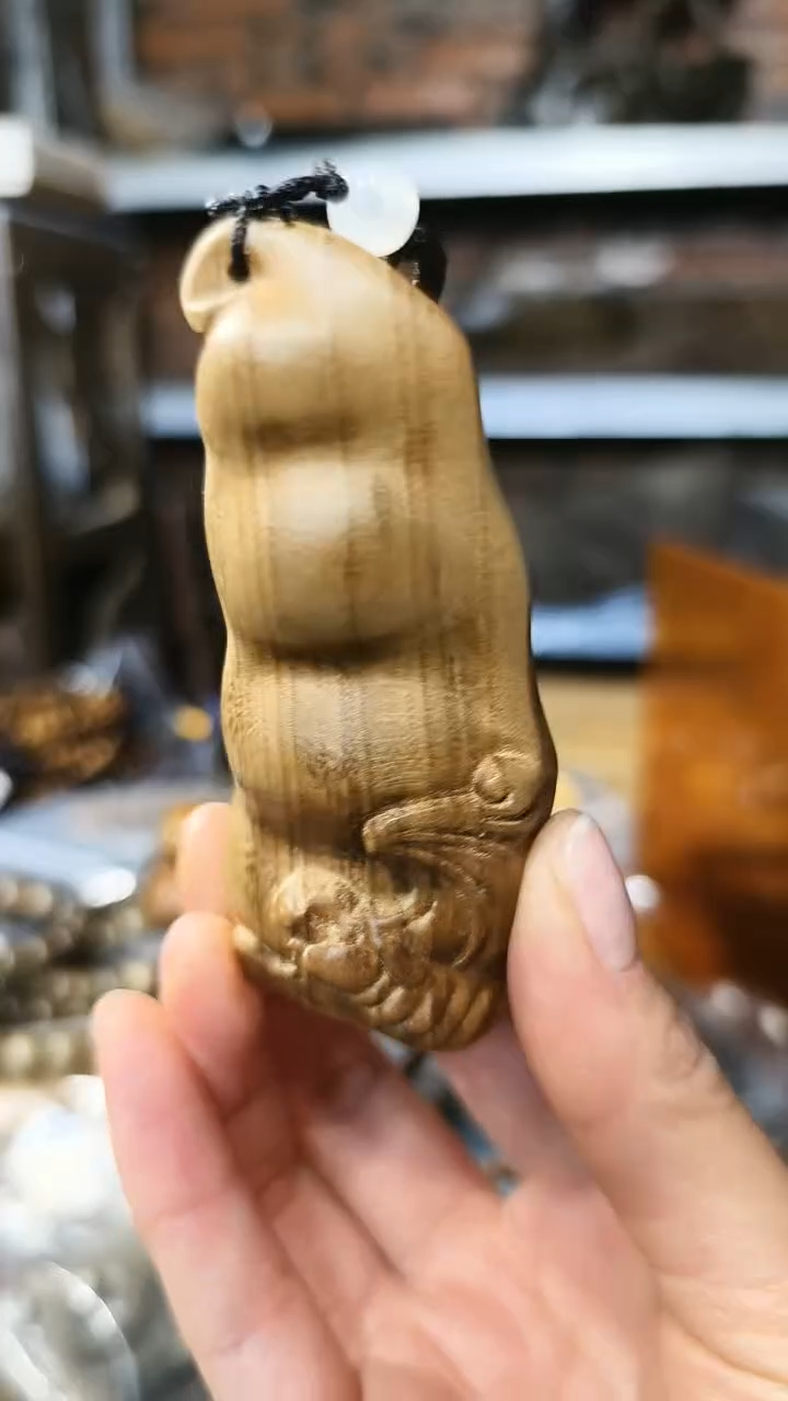 【闪购商品】金丝楠福豆手把件