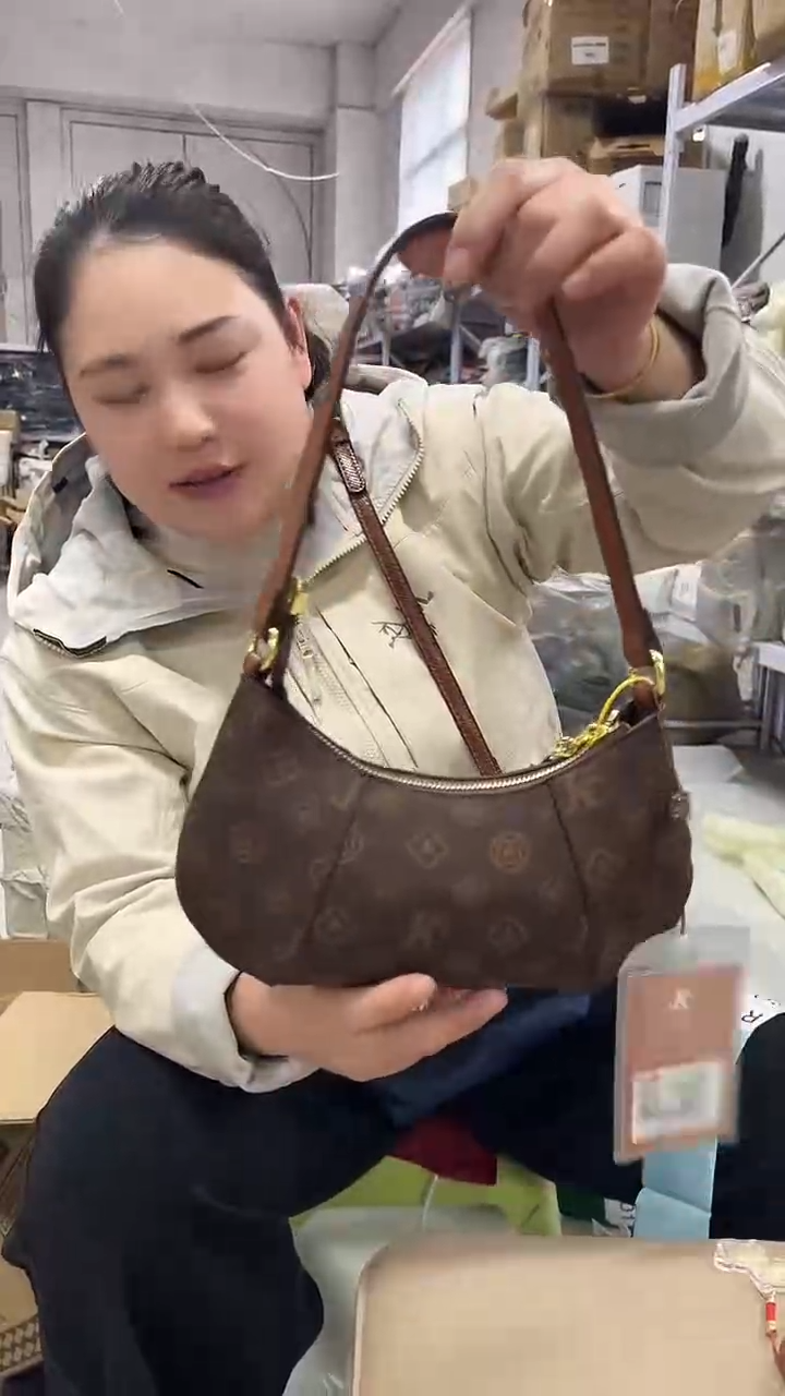 织物琪老板女包超好看商品图片下单