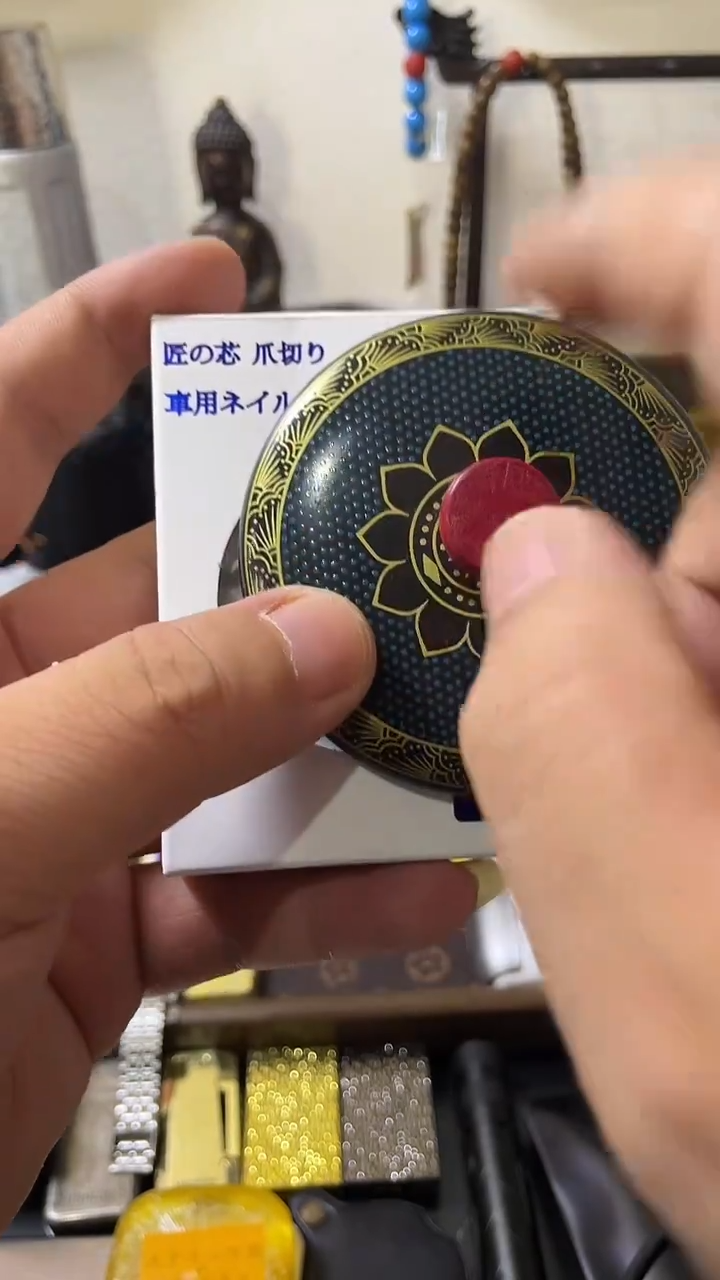 瓷片闪购商品 如图所示