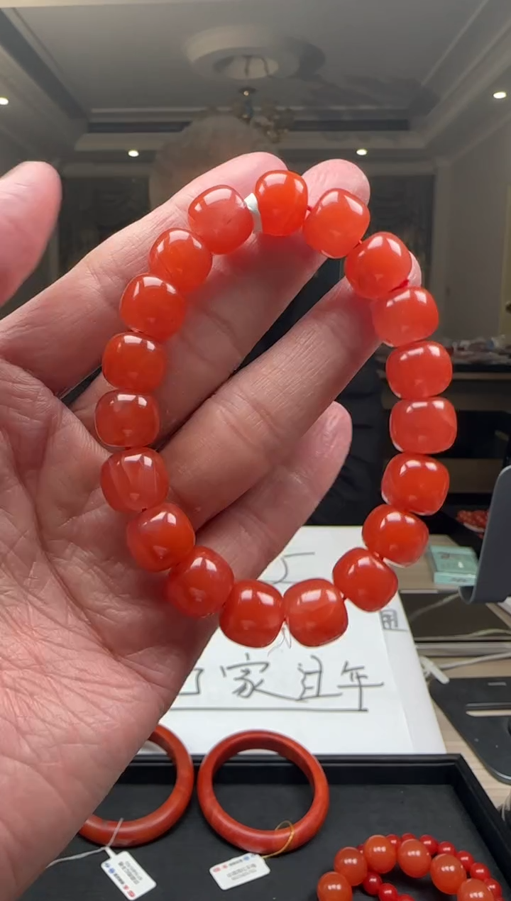 【闪购商品】南红玛瑙12mm保山手串老型未镶嵌多样性发一件