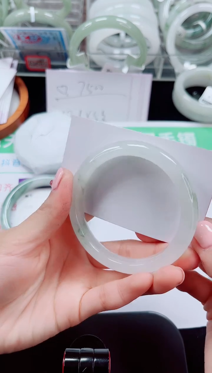 未镶嵌手镯石英质玉102-56/57