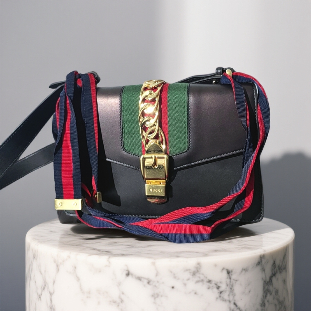 95新 GUCCI/古驰 黑色塞尔维亚单肩包 1753 4399