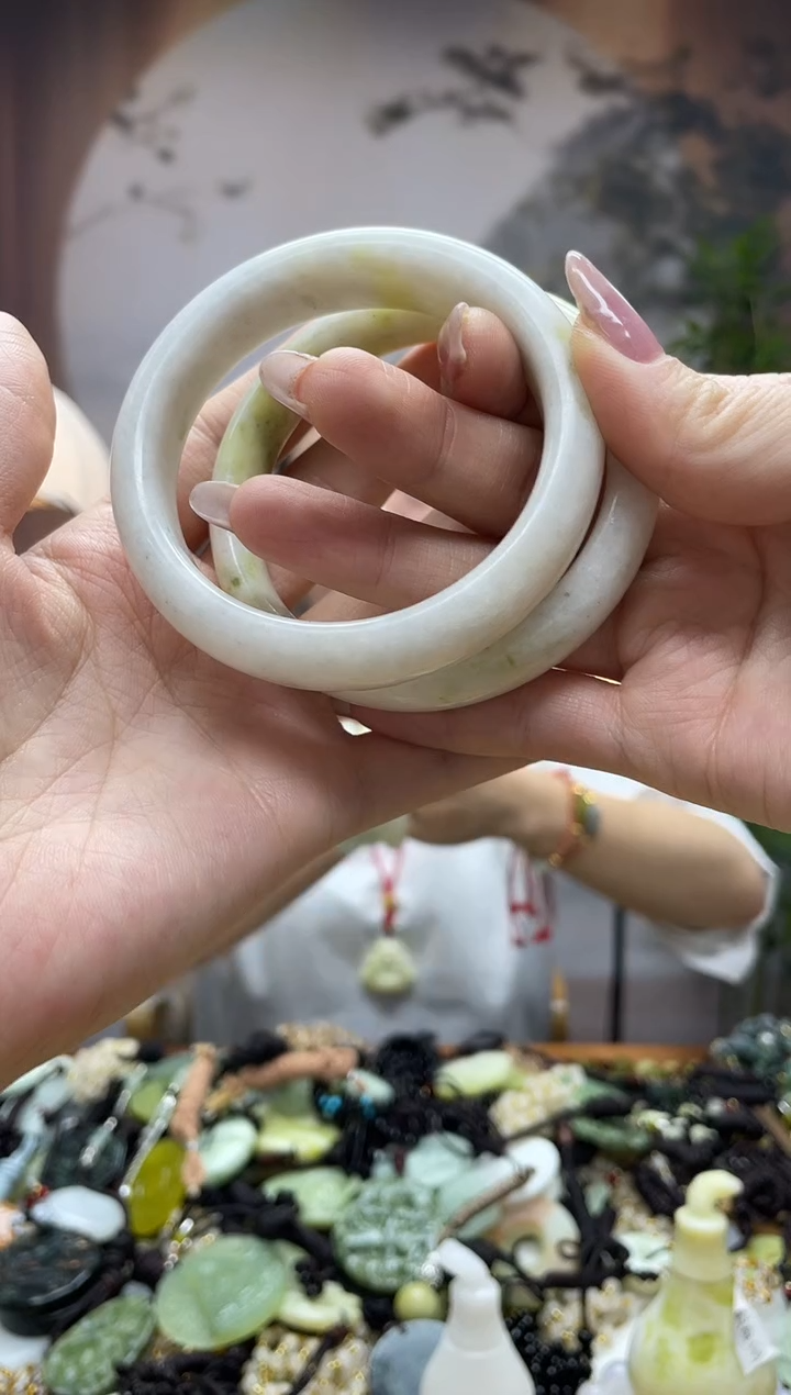 未镶嵌岫玉吊坠`多样性发货 拍一发一