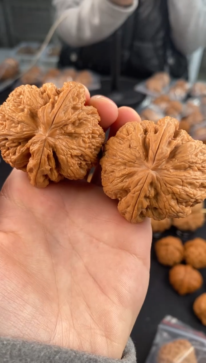 【闪购商品】文玩核桃把件大粗筋45-x759