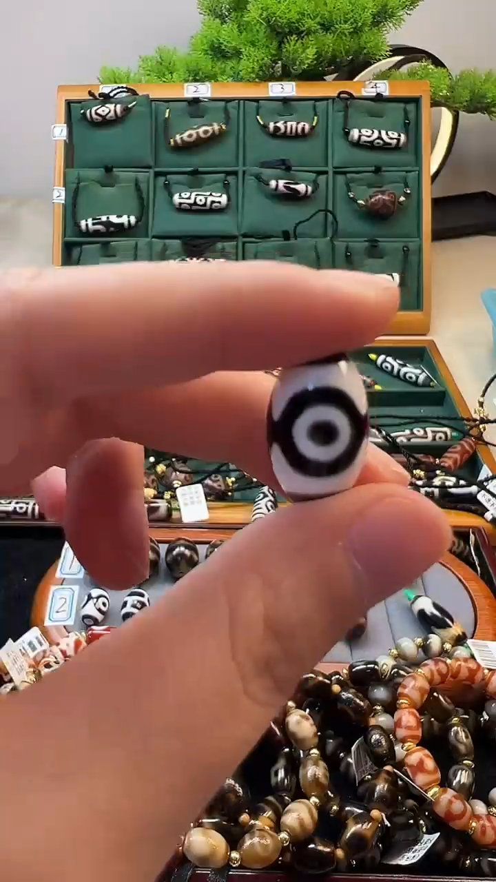 玛瑙/玉髓（覆膜）颈饰未镶嵌48（微瑕随机发货）