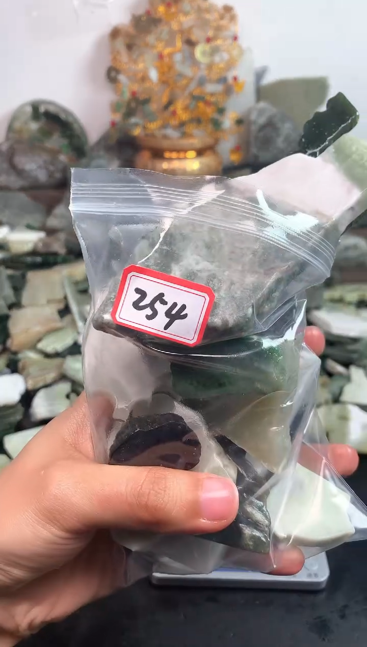 未镶嵌和田玉摆件254
