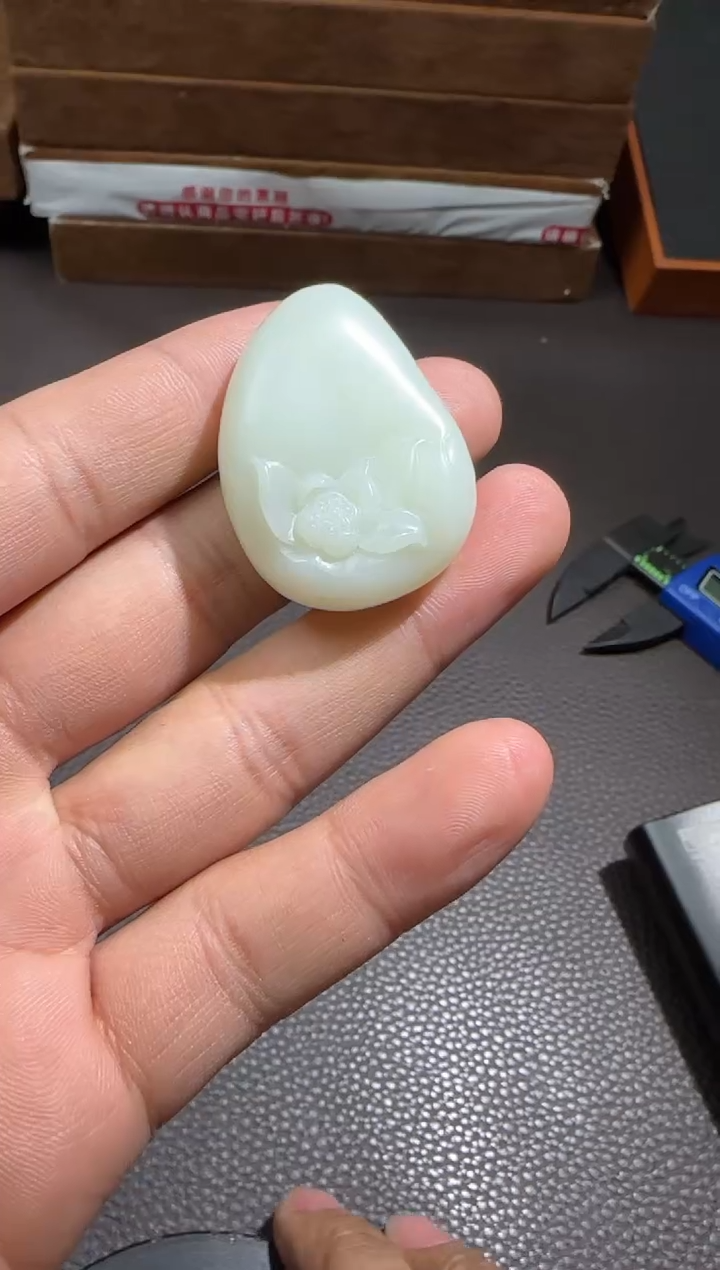 【闪购商品】和田玉【海113】70未镶嵌9052