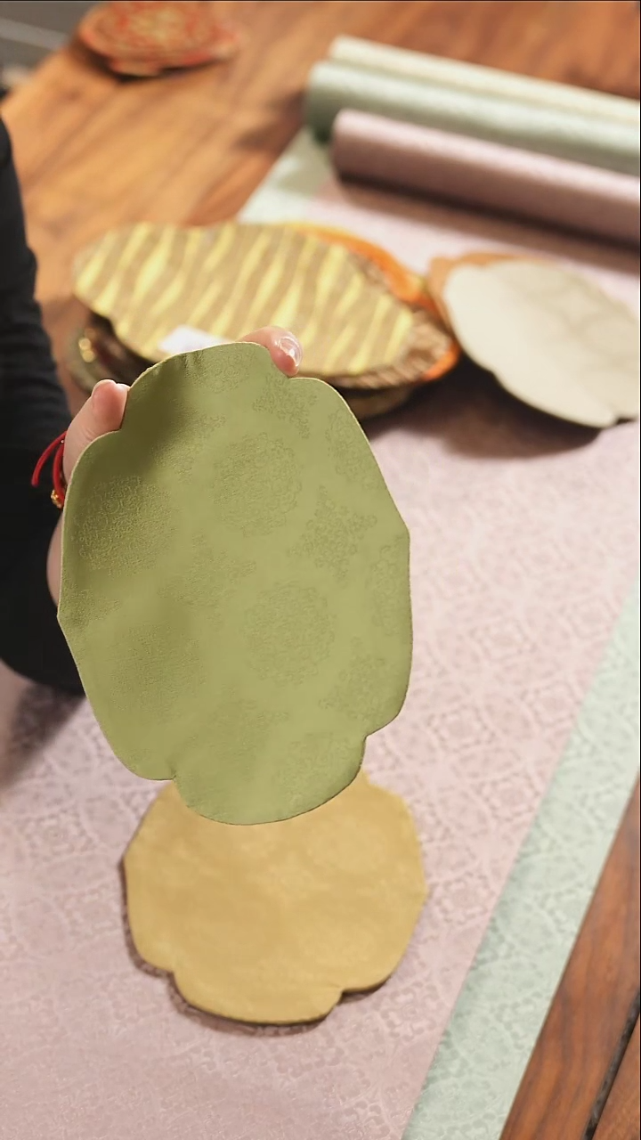 壶承垫············