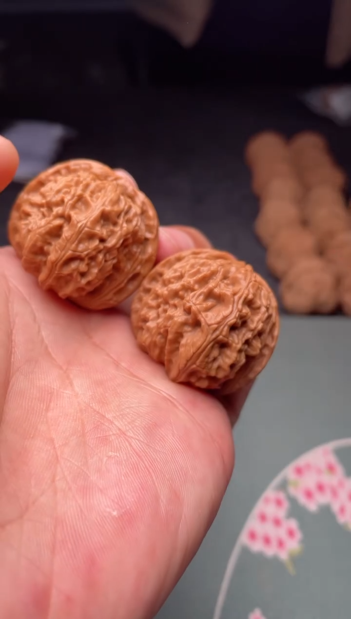 把件文玩核桃a5 白狮子 37尺