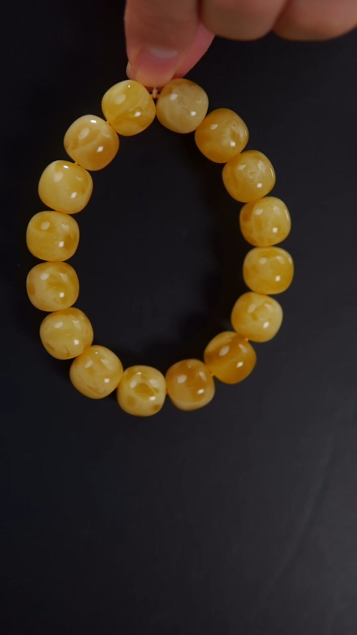 【闪购商品】蜜蜡裸石未镶嵌14同料手串27.3