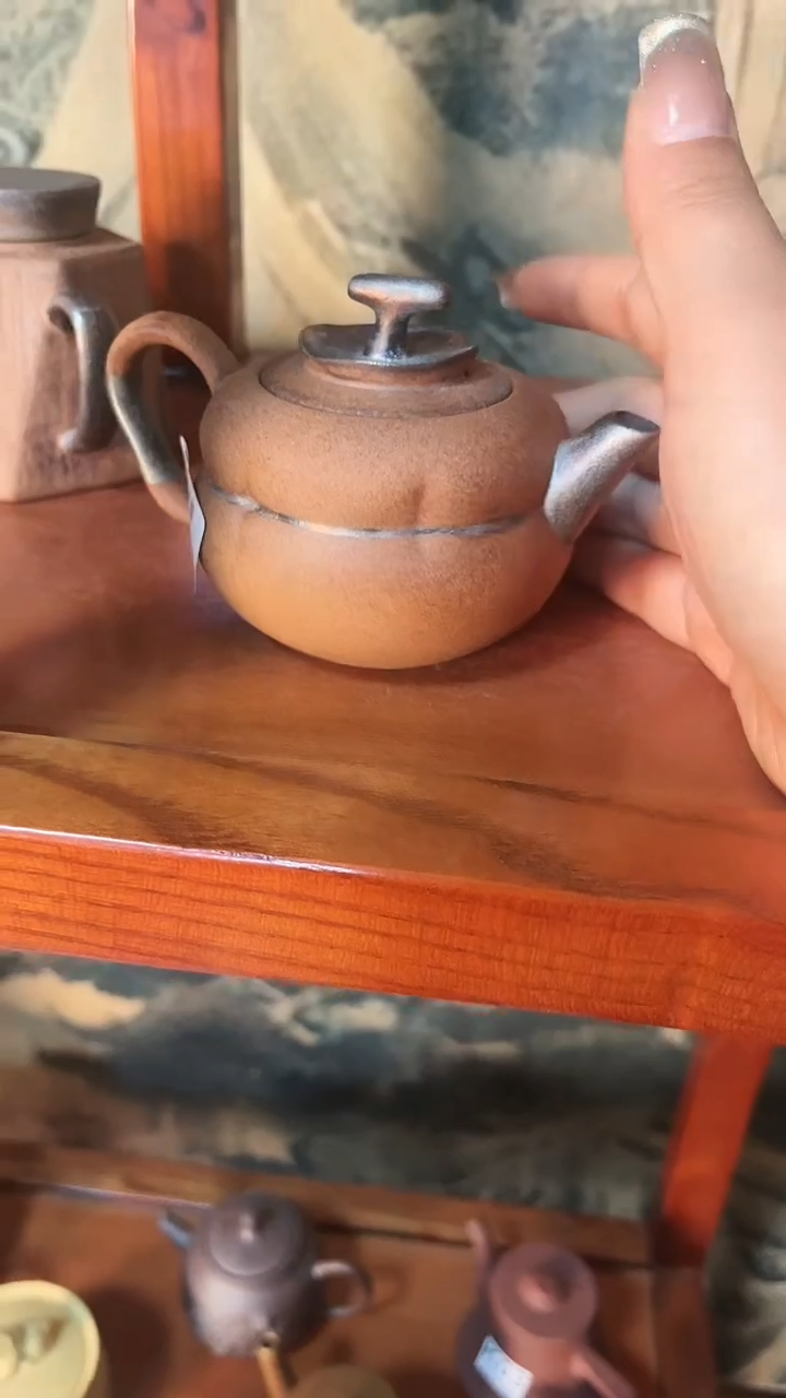 【闪购商品】C20 鎏银柿子壶全手老岩泥