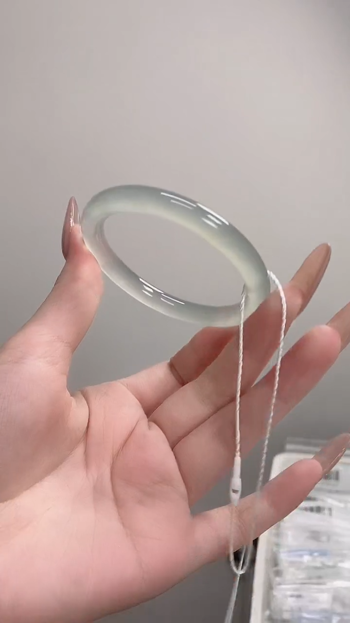 手镯玛瑙/玉髓未镶嵌52-53圆条