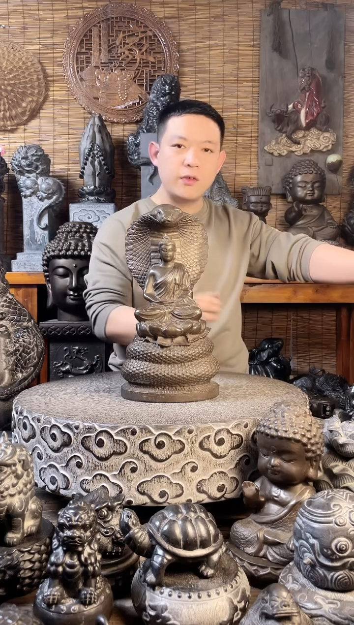 【闪购商品】38蛇佛天然青石雕刻