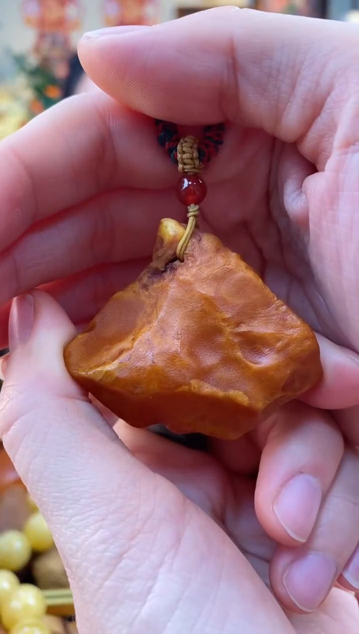 【闪购商品】琥珀颈饰未镶嵌吊坠