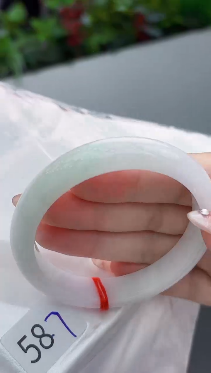 【闪购商品】翡翠手镯未镶嵌翡翠手镯