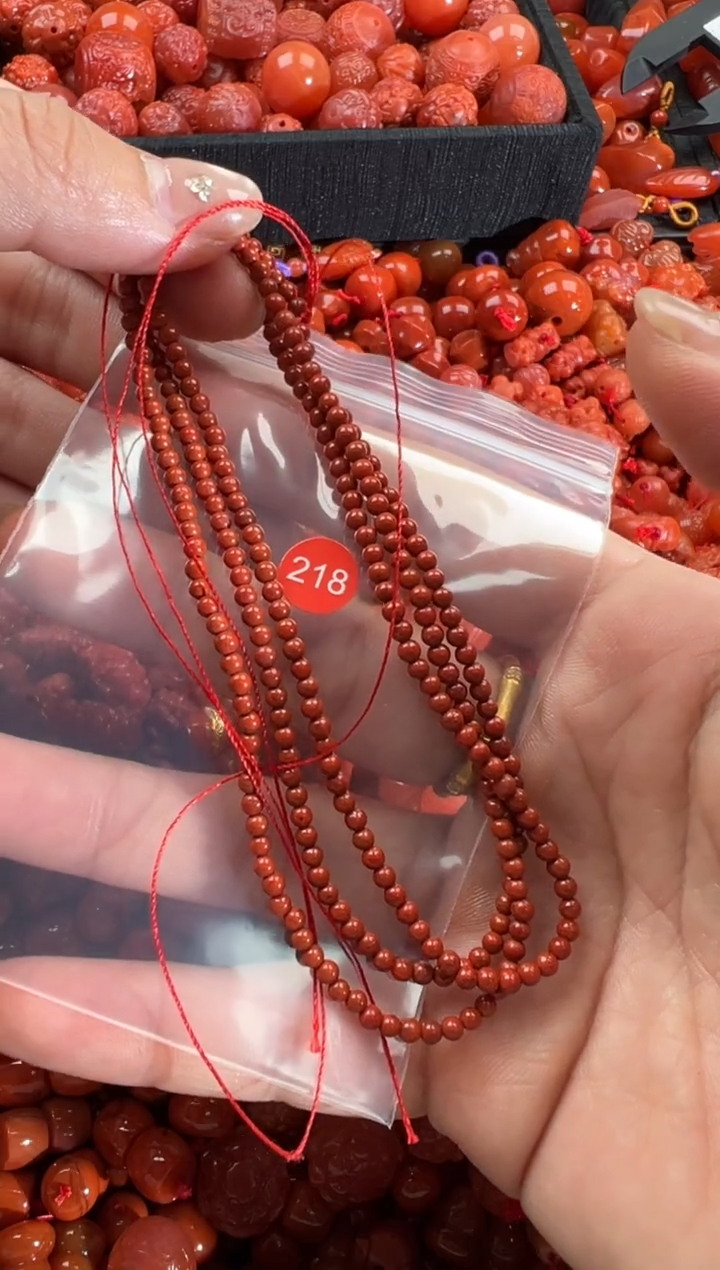 【闪购商品】南红玛瑙颈饰未镶嵌1