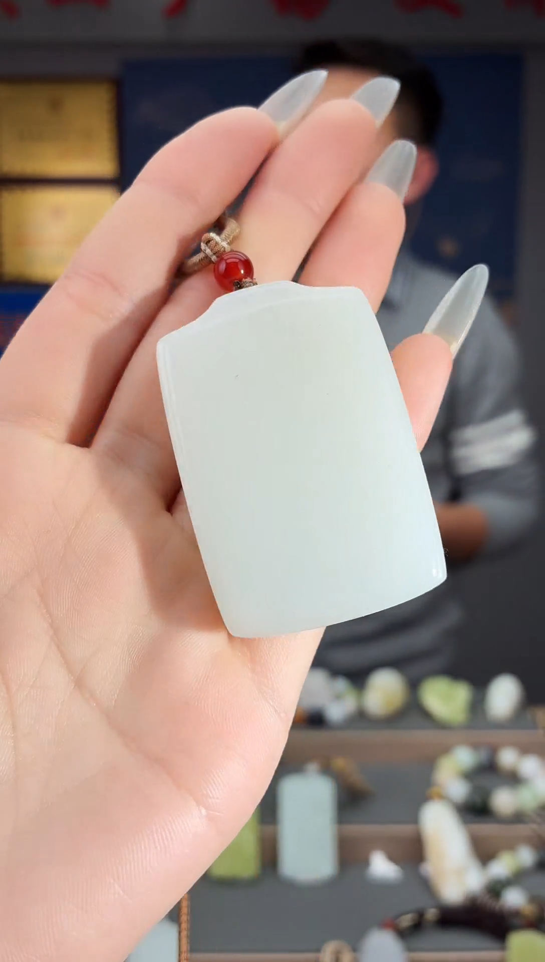 颈饰未镶嵌和田玉1