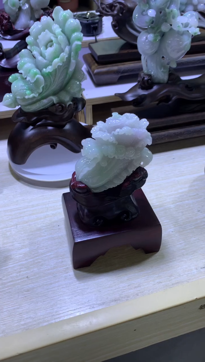 翡翠摆件未镶嵌翡翠摆件