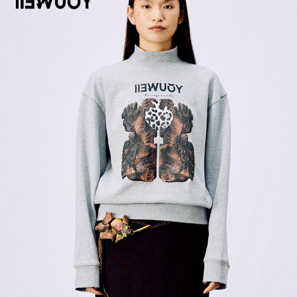 YOUWEI有尾 新年主题肌理印花套头卫衣 Y1725106