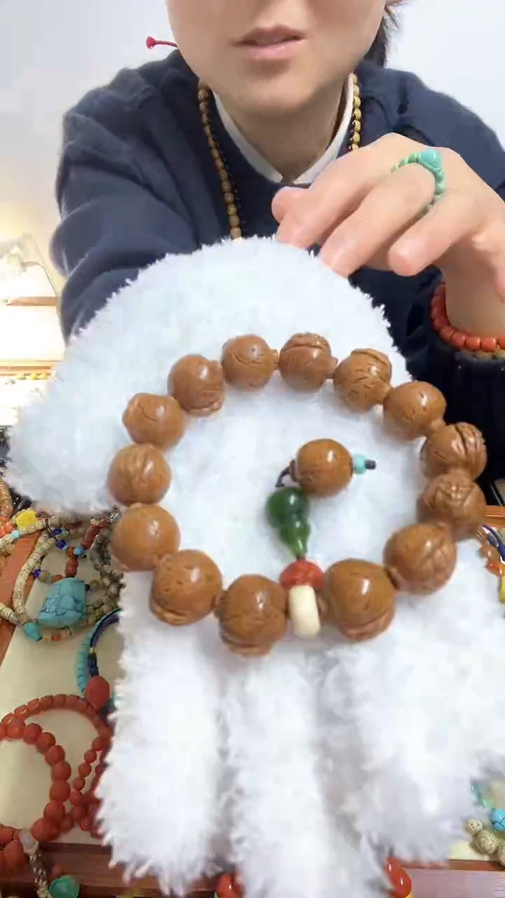 【闪购商品】桃核手串精品桃核手串DIY